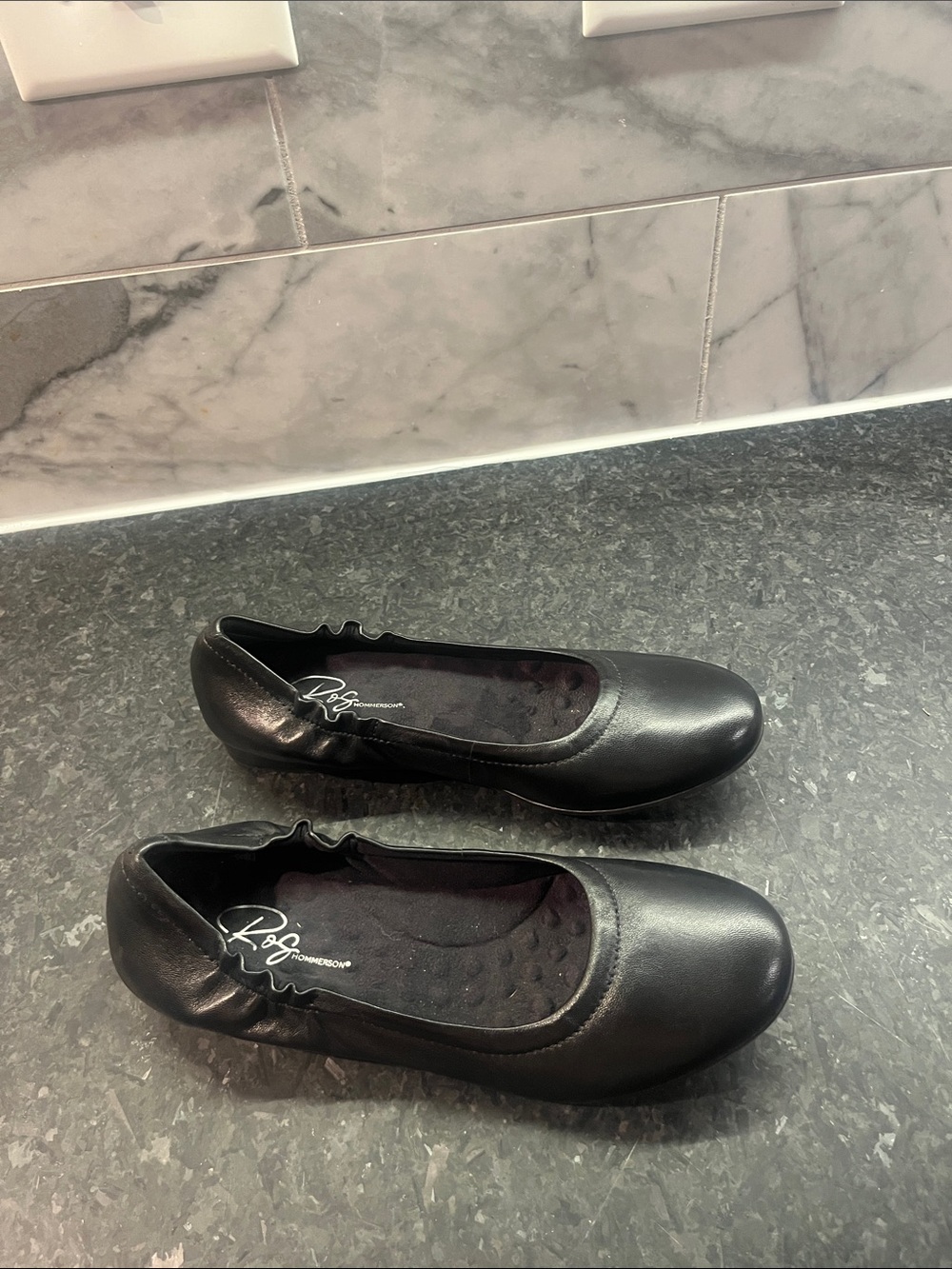 Ladies ROS HOMMERSON FLATS - Picture 3 of 9